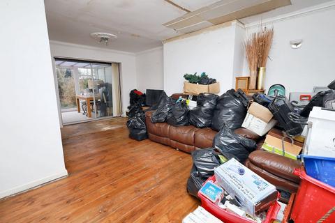 2 bedroom semi-detached house for sale, 59 Margarite Way, Wickford, Essex, SS12 0ES