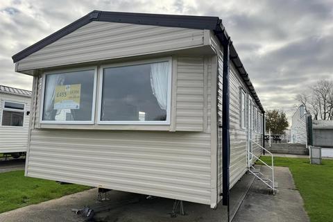 3 bedroom mobile home for sale, Nodes Point Holiday Park, Ryde PO33