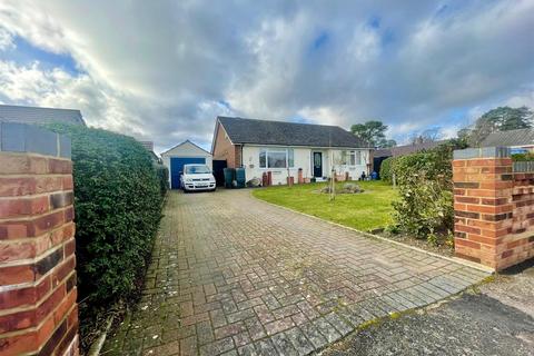 3 bedroom detached bungalow for sale, Pomona Close, Ferndown