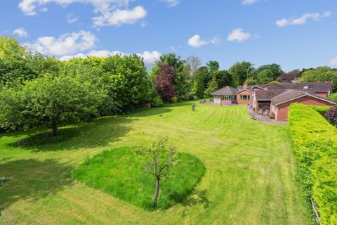 Campbell House Brook End, Weston Turville, Aylesbury, HP22 5RQ