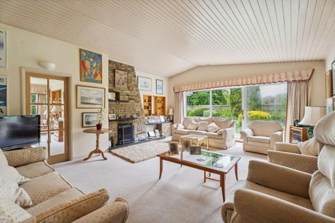 Campbell House Brook End, Weston Turville, Aylesbury, HP22 5RQ