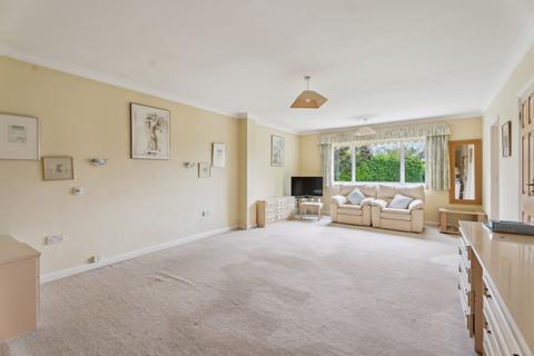 Campbell House Brook End, Weston Turville, Aylesbury, HP22 5RQ
