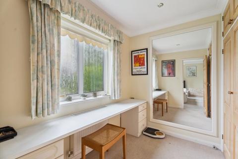 Campbell House Brook End, Weston Turville, Aylesbury, HP22 5RQ