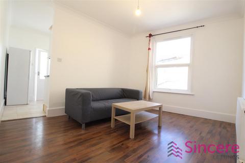 2 bedroom apartment to rent, Francis Road, London E10