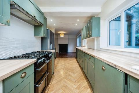 76 Wardown Crescent, Luton, LU2 7JT