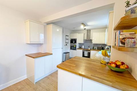 3 bedroom terraced house for sale, Welland Avenue, Gartree, Market Harborough, Leicestershire, LE16 7RN