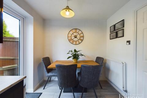 84 Constantine Way, Hatch Warren, Basingstoke, RG22 4UR