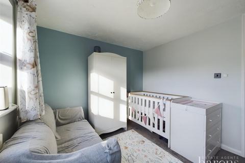 84 Constantine Way, Hatch Warren, Basingstoke, RG22 4UR