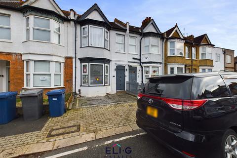 3 bedroom terraced house for sale, Alexandra Road, NW4