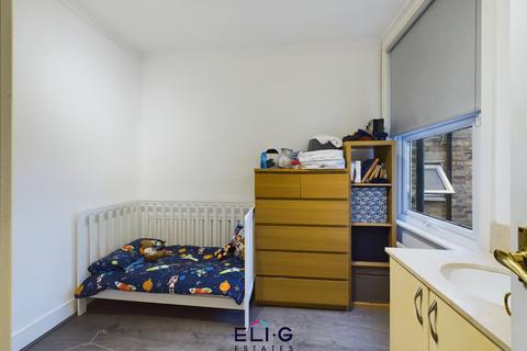 10 Alexandra Road, London, NW4 2SA
