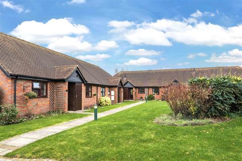 2 bedroom bungalow for sale, Central Thame, Oxfordshire