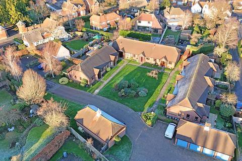 2 bedroom bungalow for sale, Central Thame, Oxfordshire