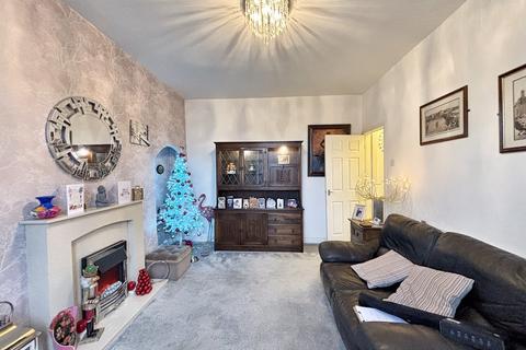 2 bedroom end of terrace house for sale, Albion Road, Bradford, BD10