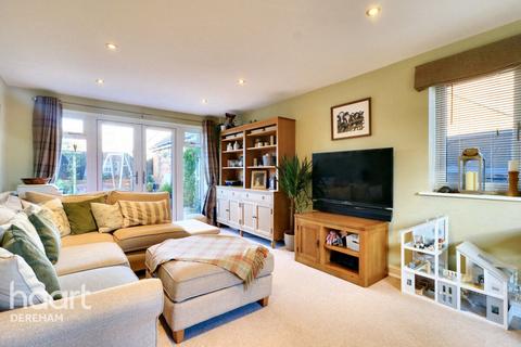 16 Burghwood Drive, Mileham, King's Lynn, PE32 2QU
