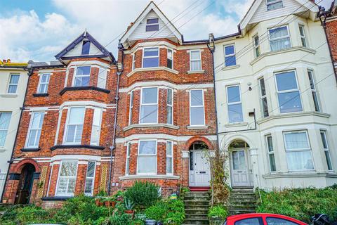 2 bedroom flat for sale, Milward Crescent, Hastings