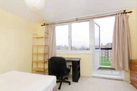 2 bedroom maisonette to rent, Fulham Road, Parsons Green, London, SW6