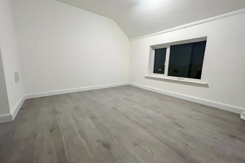 Studio to rent, Studio Flat To Let - HP12 (ALL BILLS INCLUDED)