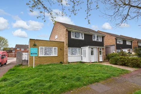 3 bedroom semi-detached house for sale, Sandpiper Close, Shoeburyness, Essex, SS3