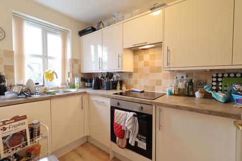 2 bedroom terraced house to rent, Armitage Close, Loughborough, LE11