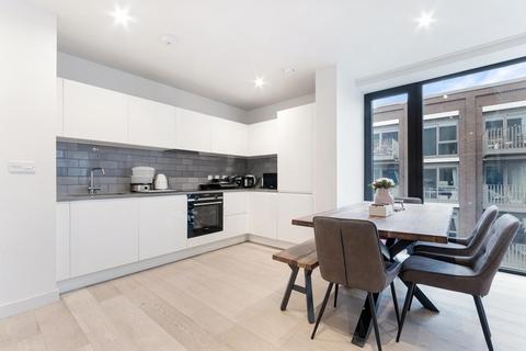 2 bedroom apartment for sale, John Cabot House, Royal Wharf, E16