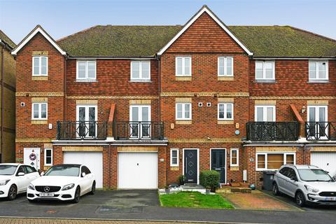 Pierwarden Mews, St. Leonards-On-Sea