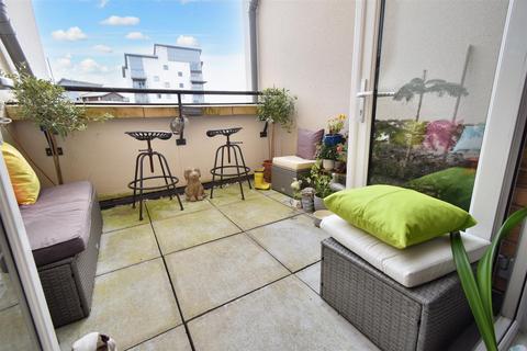 2 bedroom flat for sale, Mizzen Court, Portishead