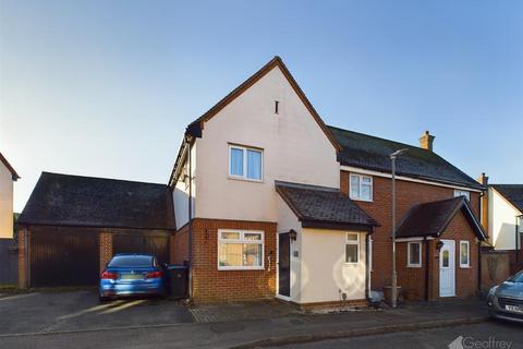 2 bedroom house for sale, Cobbins Way, Old Harlow CM17