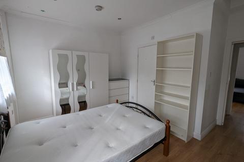 1 bedroom flat to rent, 109A High Road, London N22