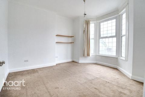 2 bedroom apartment for sale, Disraeli Road, Forest Gate