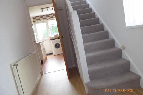 3 bedroom semi-detached house to rent, Ystrad Close, Johnstown, Carmarthen