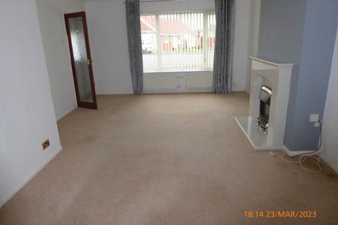 3 bedroom semi-detached house to rent, Ystrad Close, Johnstown, Carmarthen