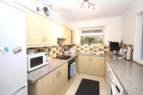 1 bedroom flat for sale, Lime Grove, New Malden