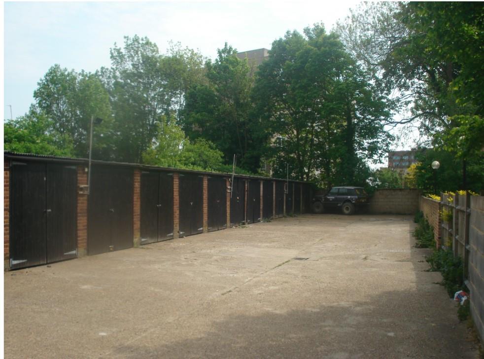 Garage 18.jpg