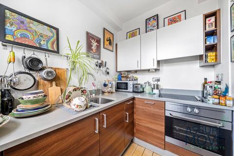 1 bedroom apartment for sale, Mare Street, London, E8