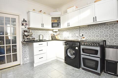 2 bedroom terraced house for sale, Birch Grove, Harrogate