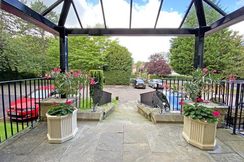 2 bedroom flat for sale, Chapman Square, Harrogate