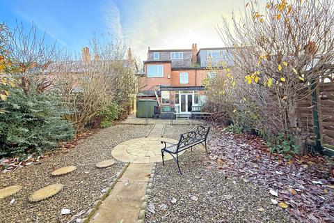 5 bedroom semi-detached house for sale, Lynton Gardens, Harrogate