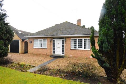 2 bedroom detached bungalow to rent, Leicester Road, Leicester LE19