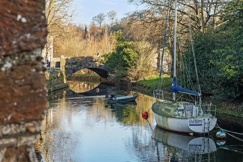 2 bedroom apartment for sale, The Plains, Totnes