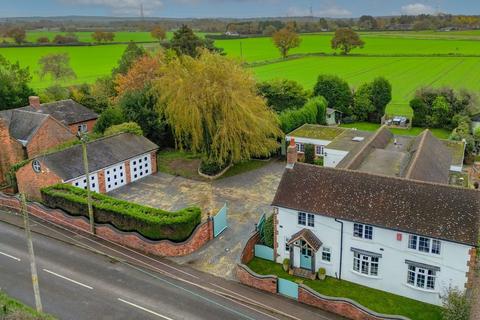 5 bedroom detached house for sale, Lynn Lane, Lynn, Stonall