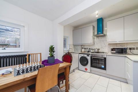 2 bedroom flat for sale, Coldharbour Lane, Camberwell