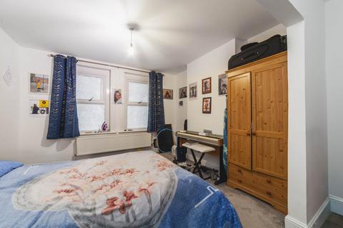 2 bedroom flat for sale, Coldharbour Lane, Camberwell