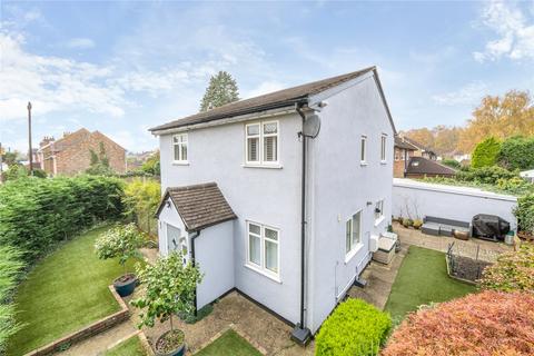 4 bedroom detached house for sale, Chobham Road, Knaphill, GU21