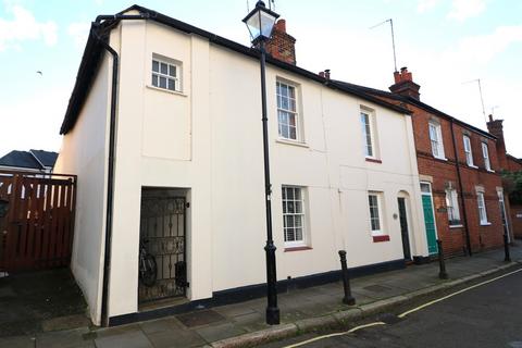 2 bedroom cottage to rent, Church Street, Dorking