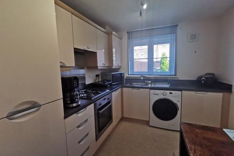 3 bedroom mews to rent, Baker Close, Chorley PR7