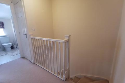 3 bedroom mews to rent, Baker Close, Chorley PR7