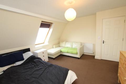 2 bedroom flat to rent, Maisonette, Fishponds BS16