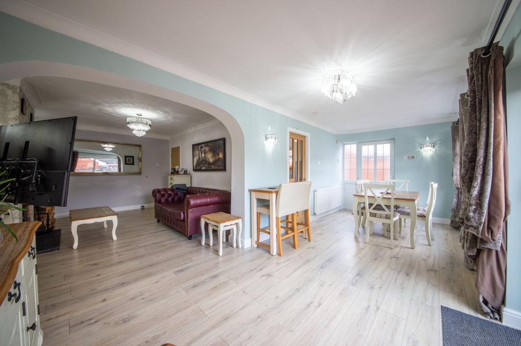 Family / Dining Room