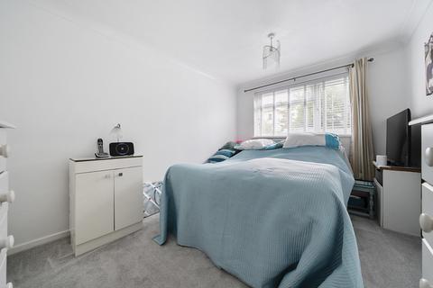 2 bedroom apartment for sale, Woodlands Court, Southborough TN4