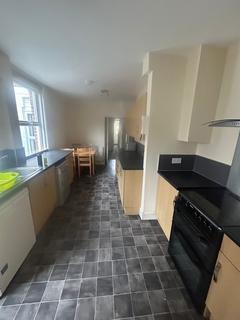 4 bedroom terraced house for sale, Pinhoe Road, Exeter